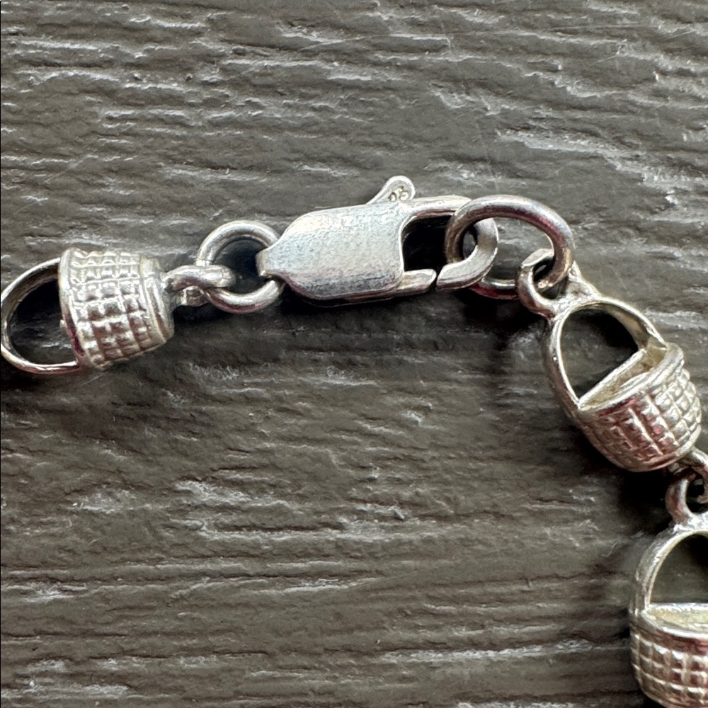 Silver tone 7” Nantucket Basket Bracelet - Picture 2 of 3